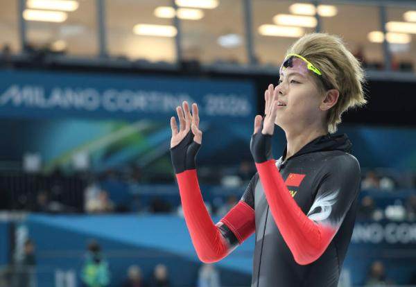 开云官方-张小楠晋级决赛 刘瀚彬创速滑5000米中国最好成绩